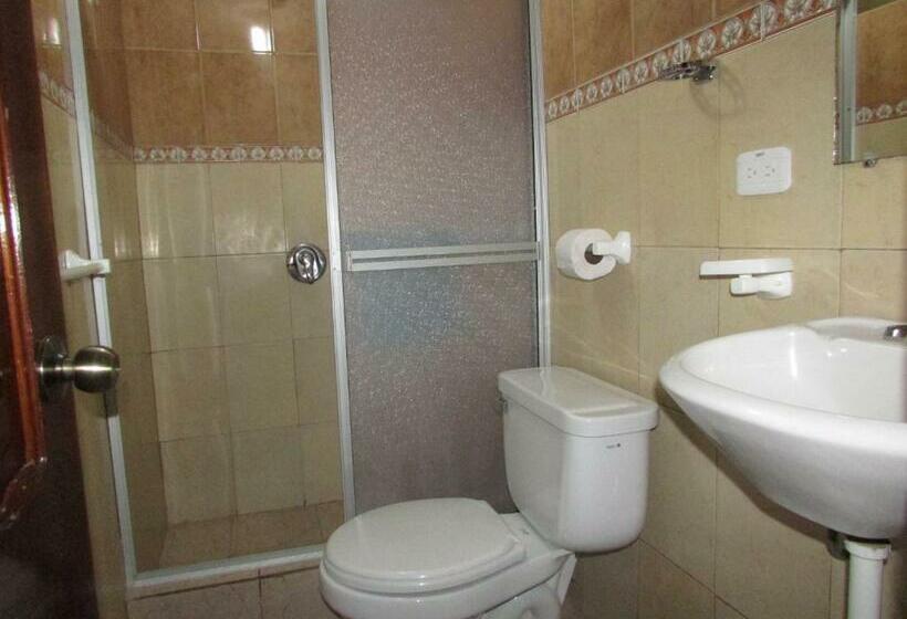 غرفة قياسية فردية, Navarra