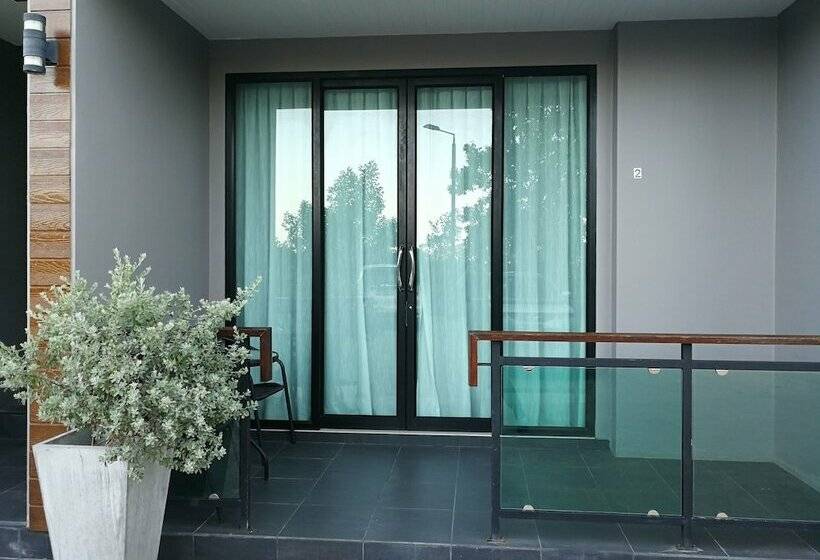 기본룸, Nutchana Hill Boutique