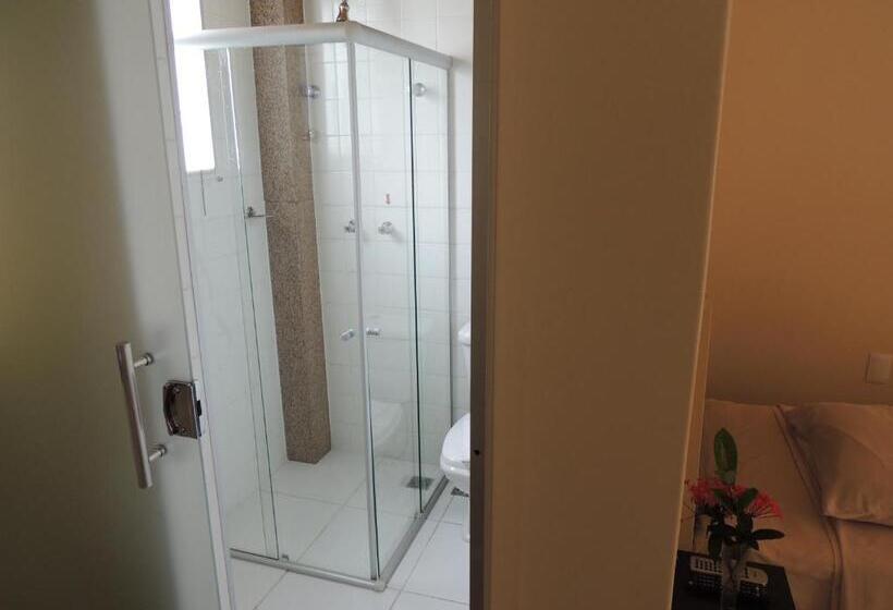 غرفة قياسية ثلاثية, Primavera Betim