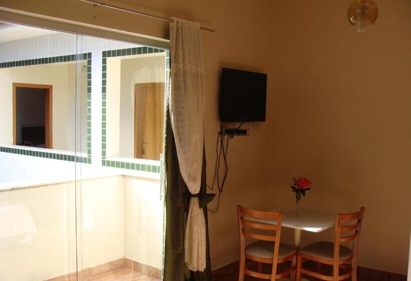 غرفة قياسية ثلاثية, Primavera Betim