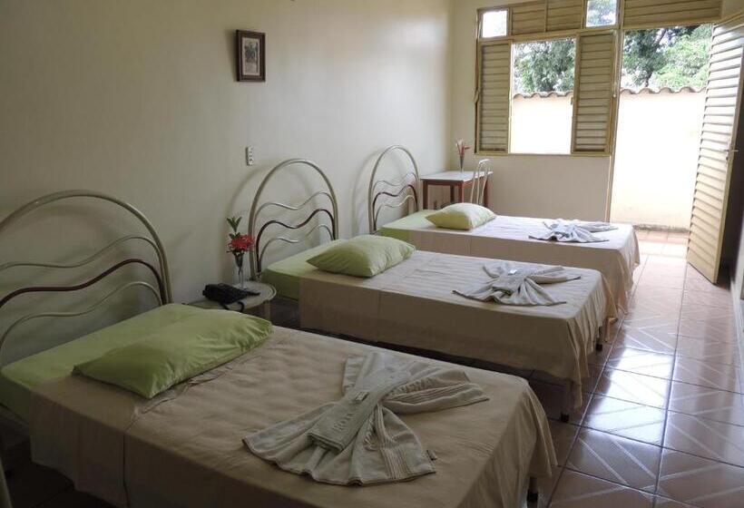 غرفة إقتصادية ثلاثية, Primavera Betim