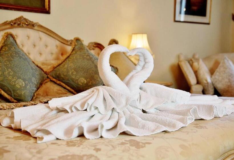 Номер Superior, The Inglenook