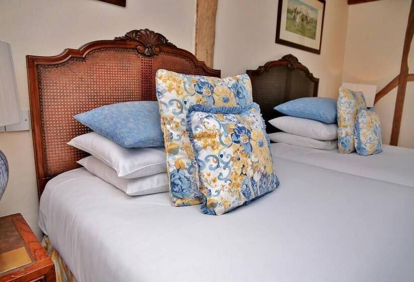 غرفة قياسية, The Inglenook