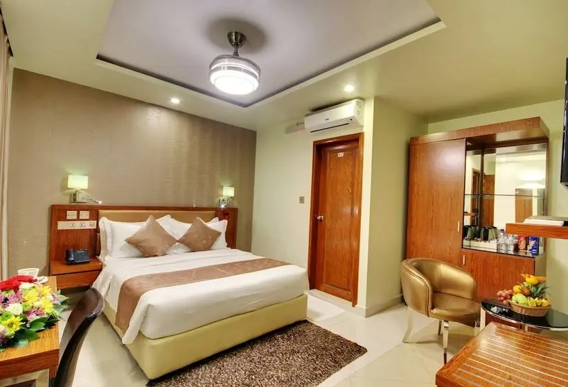 اتاق سوپریور, Unima Grand