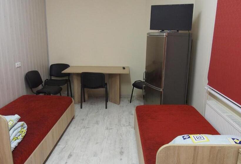 اتاق خانوادگی با سرویس بهداشتی مشترک, Hostelis Laurita