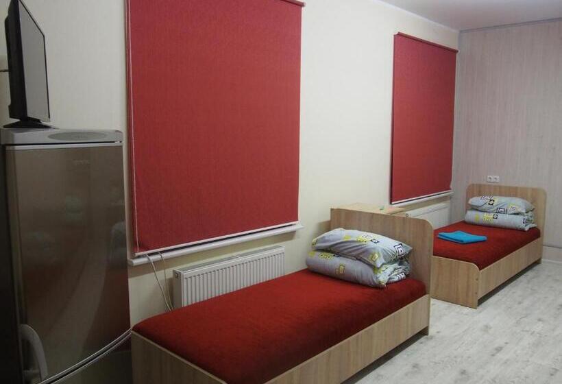 اتاق خانوادگی با سرویس بهداشتی مشترک, Hostelis Laurita