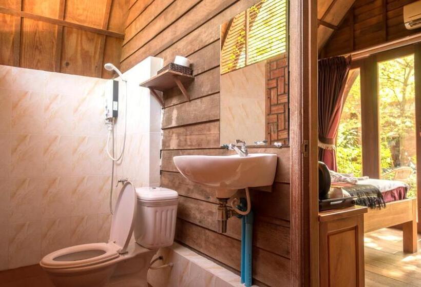 غرفة قياسية مطلّة علي الحديقة, Bamboo Bungalow