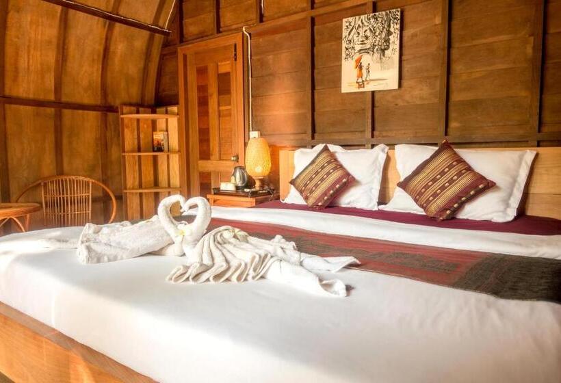 غرفة قياسية مطلّة علي الحديقة, Bamboo Bungalow