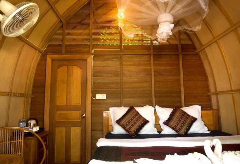 غرفة قياسية, Bamboo Bungalow