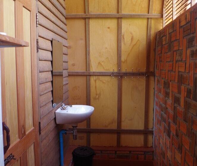 غرفة قياسية, Bamboo Bungalow