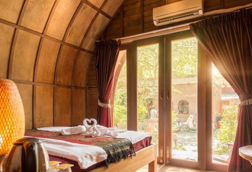 غرفة قياسية مطلّة علي الحديقة, Bamboo Bungalow