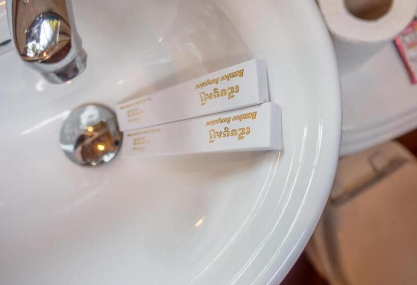 غرفة قياسية, Bamboo Bungalow