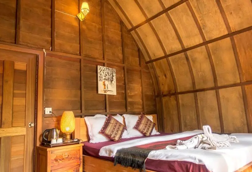 اتاق استاندارد با چشم‌انداز باغ, Bamboo Bungalow