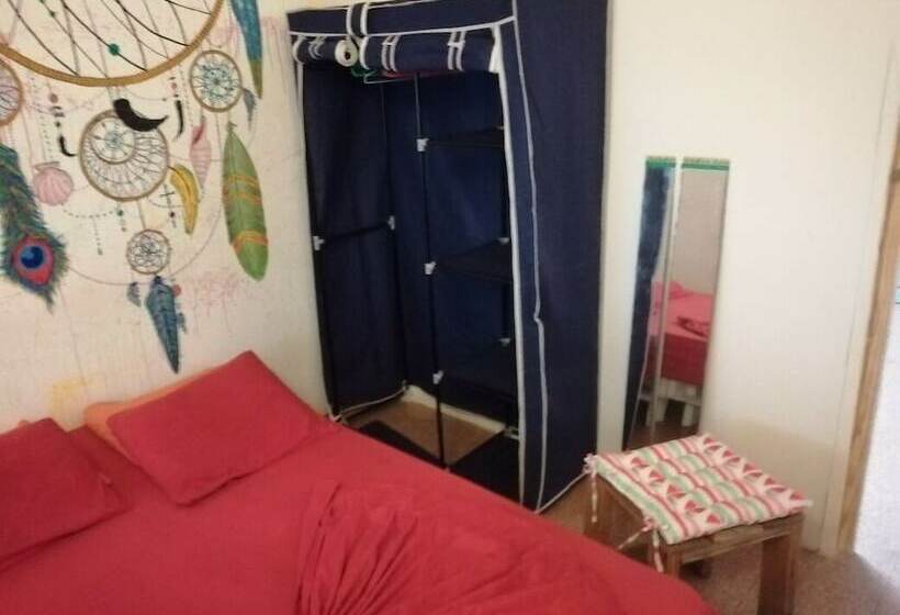 חדר אקונומי, Zebulo Hostel