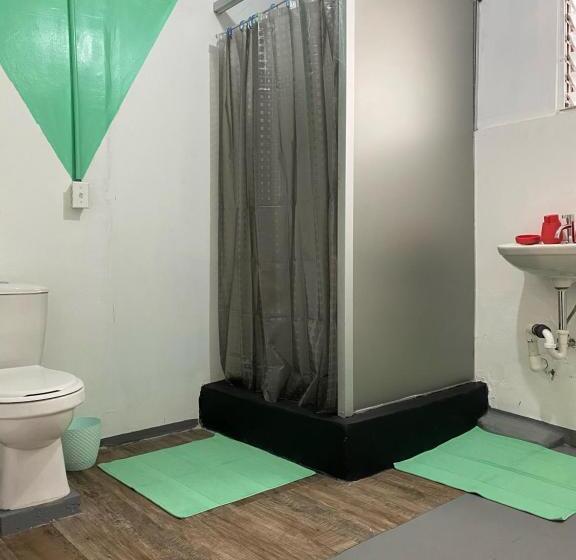 Номер Стандарт, Zebulo Hostel
