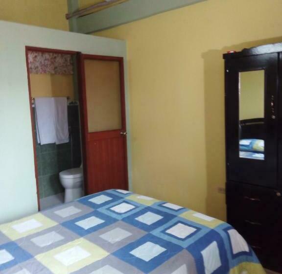 غرفة قياسية, Hostal Surf Olón