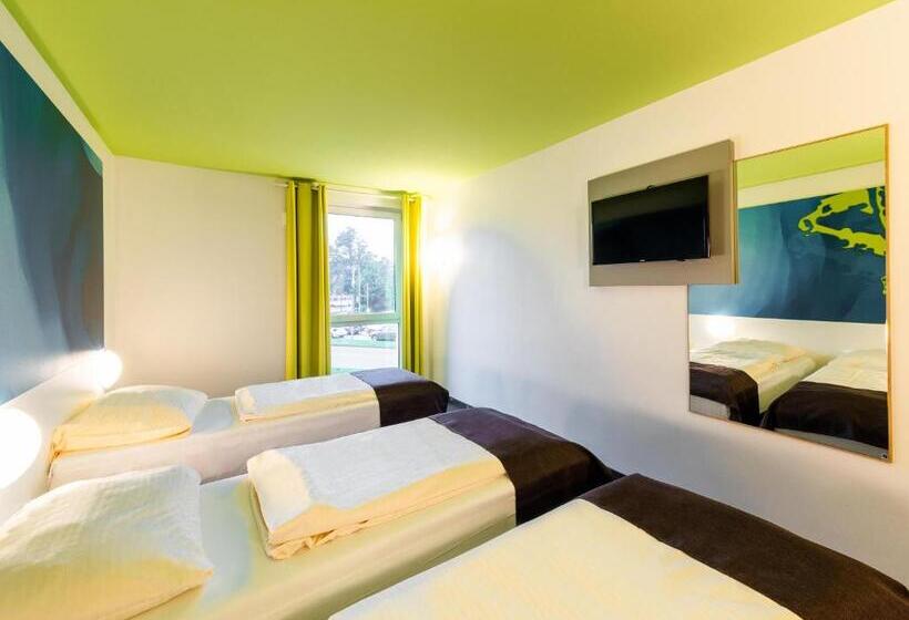 חדר סטנדרט לשלושה, B&b Hotel Krefeld