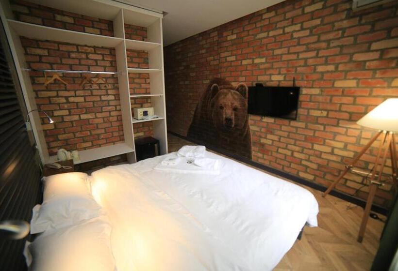 اتاق اکونومی, Bugu Hotel Bishkek