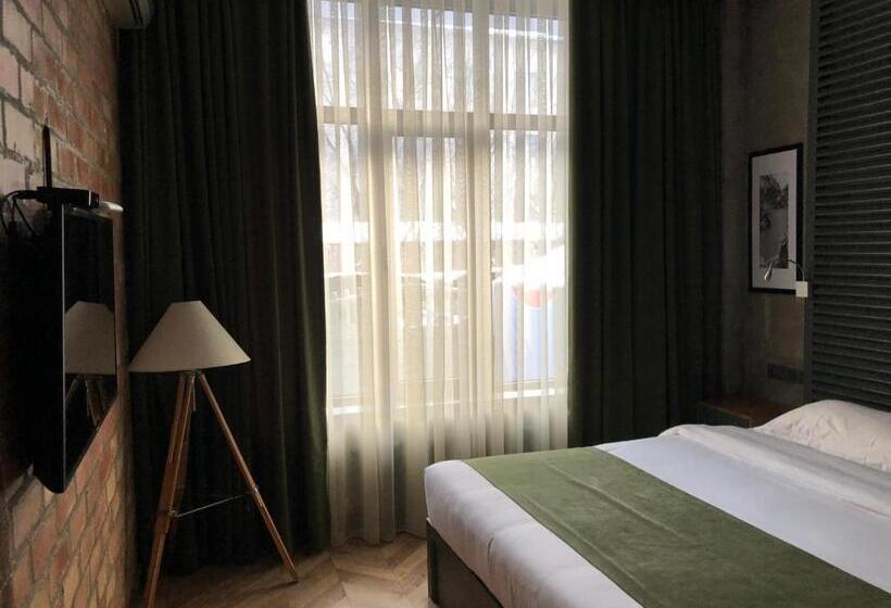اتاق اکونومی یک تخته, Bugu Hotel Bishkek