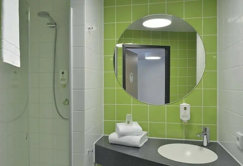 スタンダードトリプルルーム, B&b Hotel Krefeld City