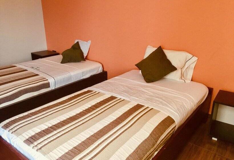 اتاق استاندارد, Central