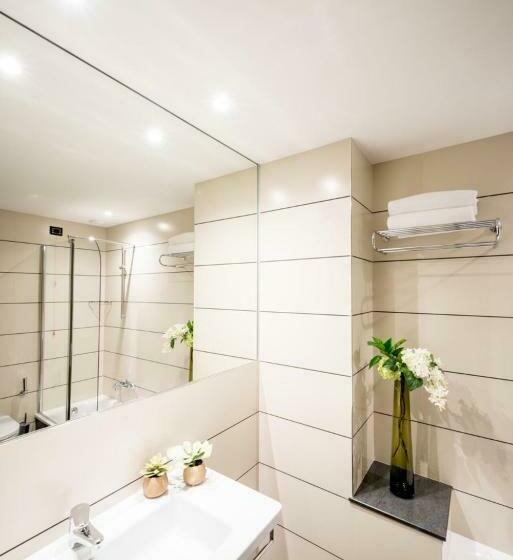 标准间, Fuori Le Mura