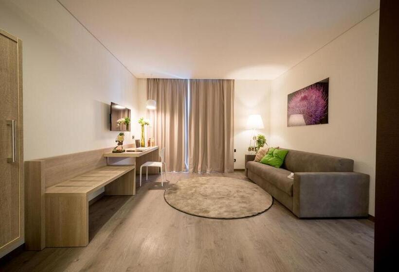 豪华套房, Fuori Le Mura