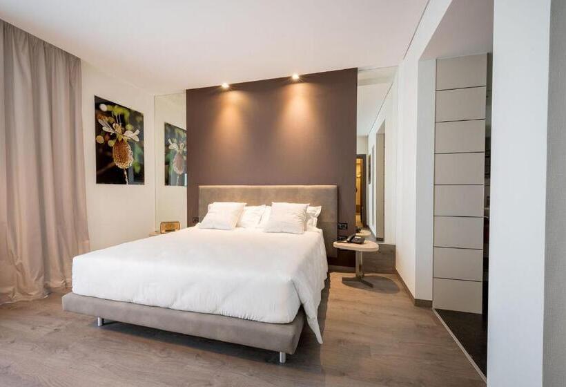 豪华套房, Fuori Le Mura