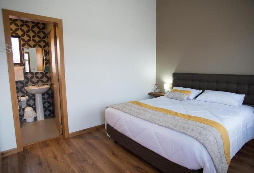 חדר סטנדרט, San Rocke House