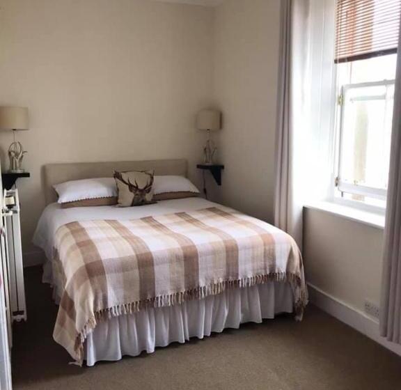 חדר דלוקס נוף לים, The Stag Head