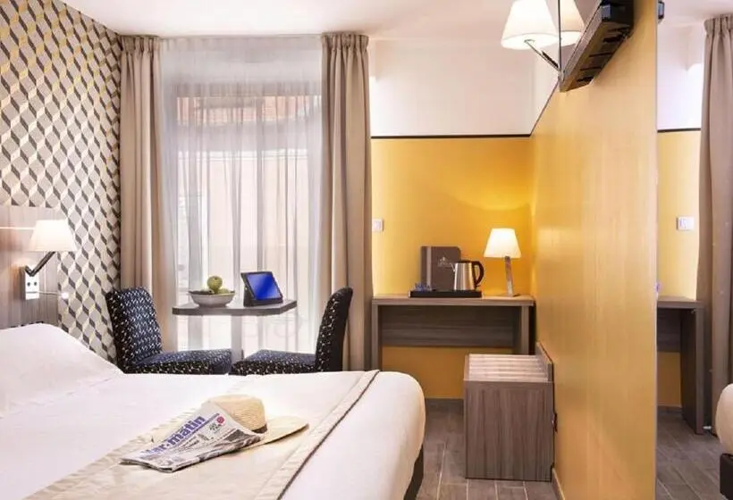 اتاق استاندارد سه نفره, Unique Hôtel Résidence & Spa