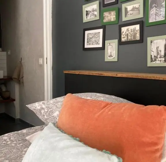Standard-huone Allasnäkymä, Maison D Hôtes La Villa Madeleine