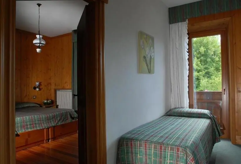 スタンダード４人部屋, Albergo Dolomiti
