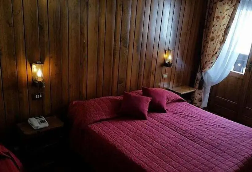 スタンダードトリプルルーム, Albergo Dolomiti