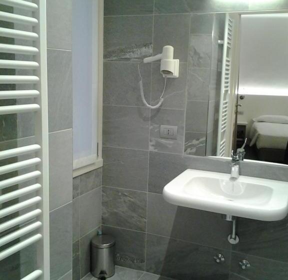 스탠다드 싱글 룸, Albergo Dongo