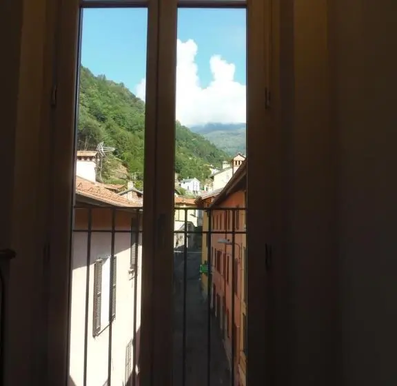 Büyük Çift Kişilik Yataklı Standart Oda, Albergo Dongo
