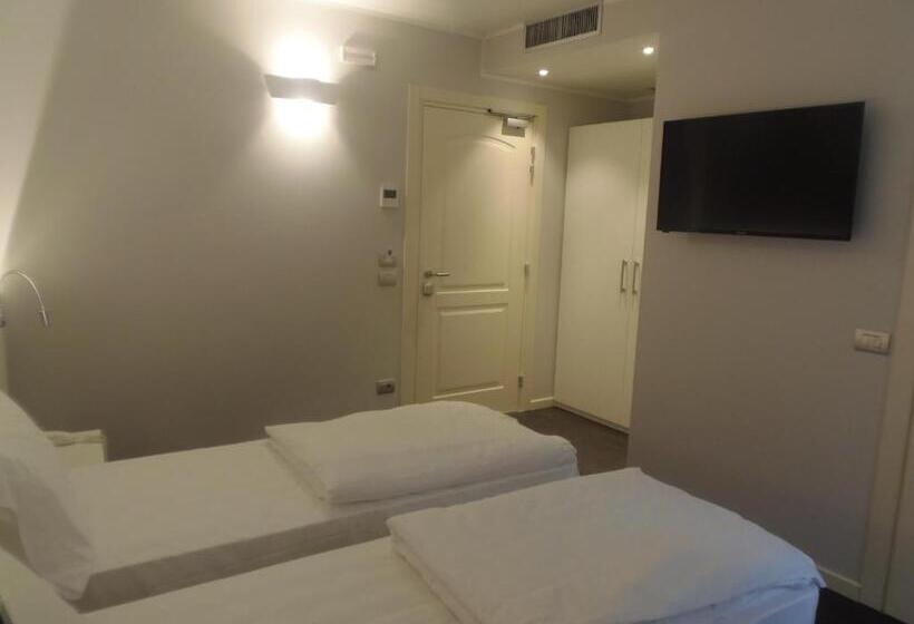 Pokój Standard Łóżko King Size, Albergo Dongo