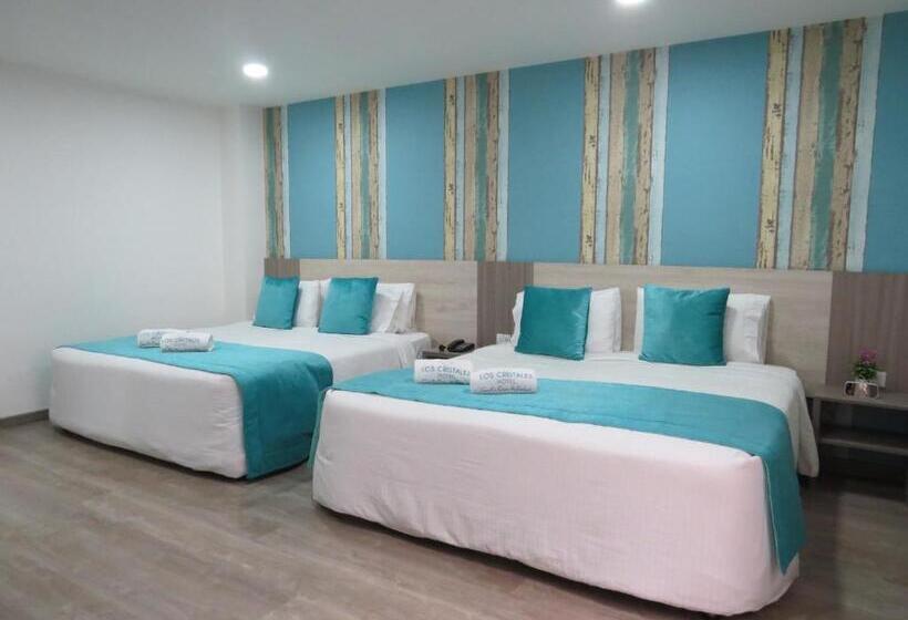 اتاق سوپریور خانوادگی, Los Cristales