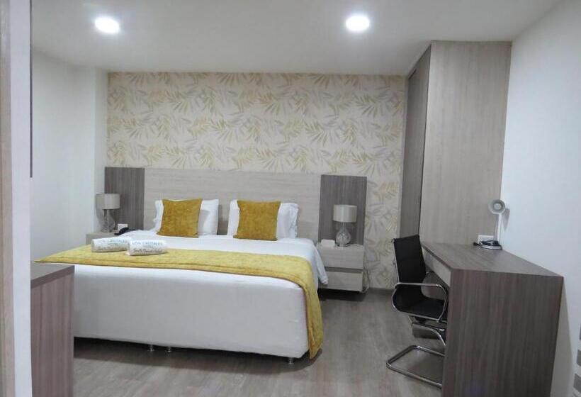 سوییت جونیور, Los Cristales