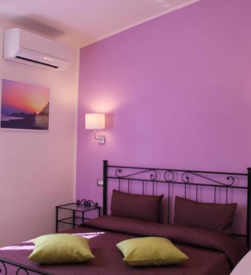 اتاق استاندارد با چشم‌انداز باغ, Sea Garden Rooms