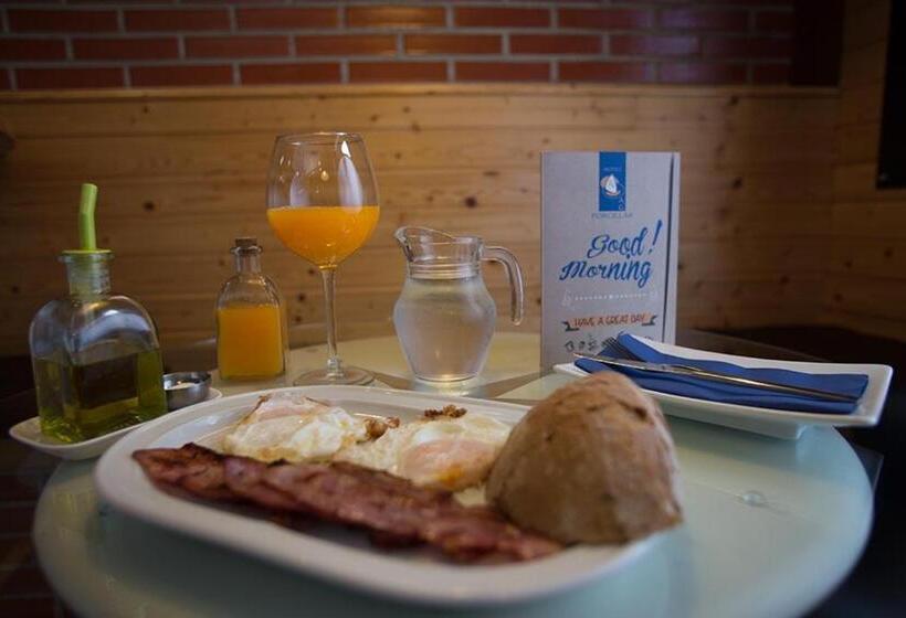 חדר סטנדרט יחיד, A. G. Porcillan