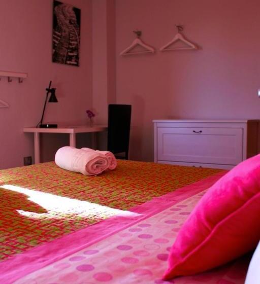 スタンダードルーム, Allucant   Gallocanta