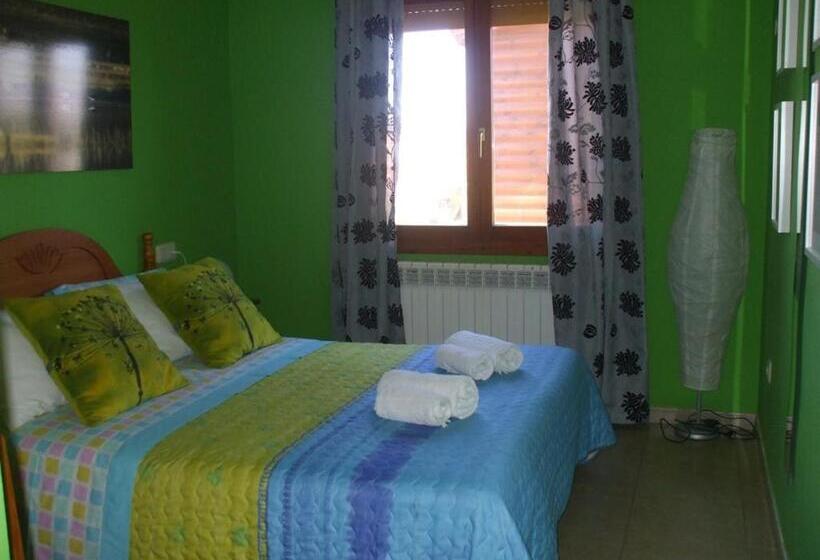 スタンダードルーム, Allucant   Gallocanta