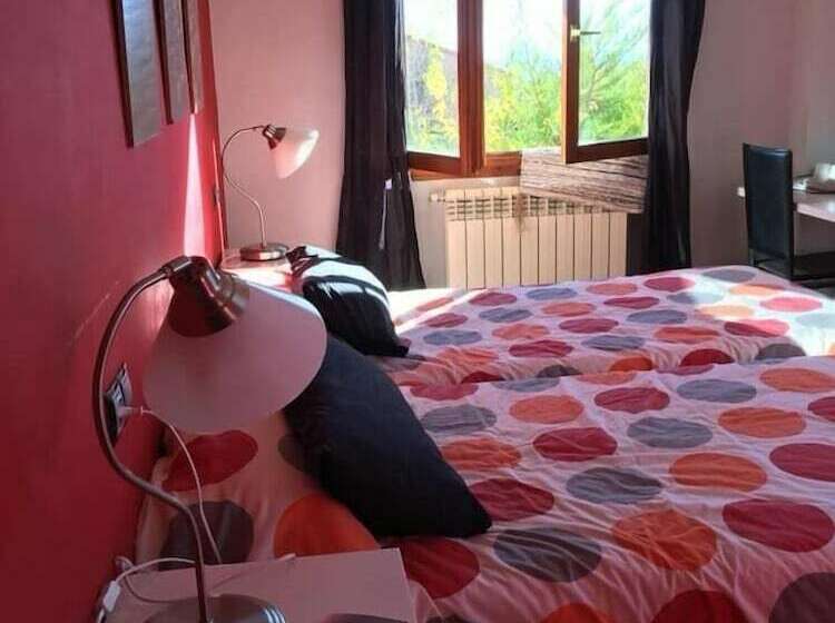 バス共有のスタンダードルーム, Allucant   Gallocanta