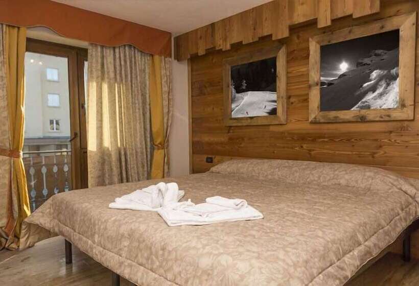 غرفة ديلوكس, Clotes