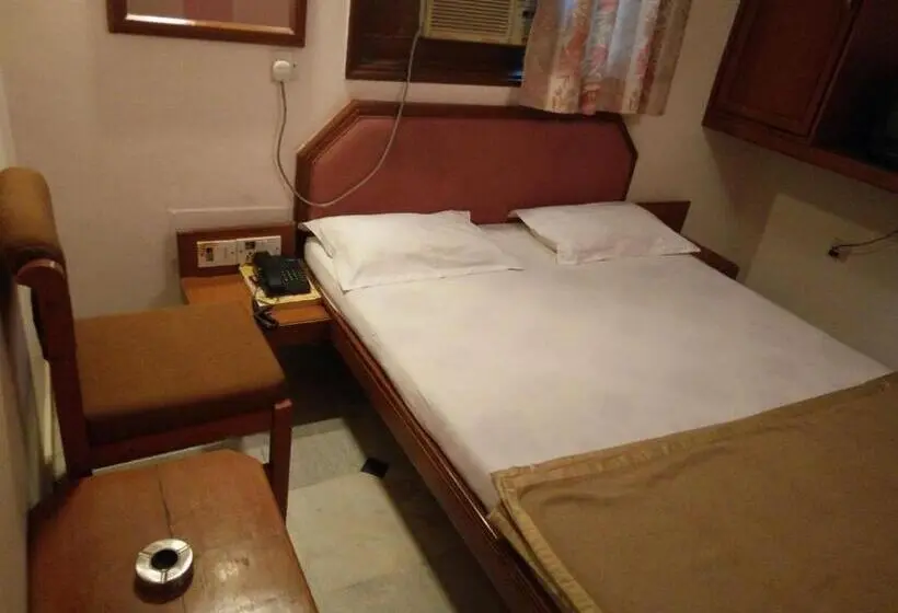 Economy Zimmer, Grg