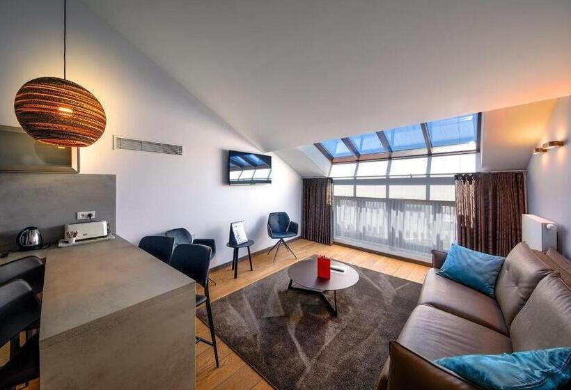 דירת דופלקס בת חדר שינה 1, Le Florentin