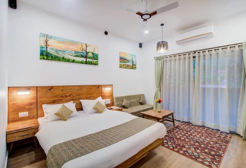 חדר סופריור, Malas