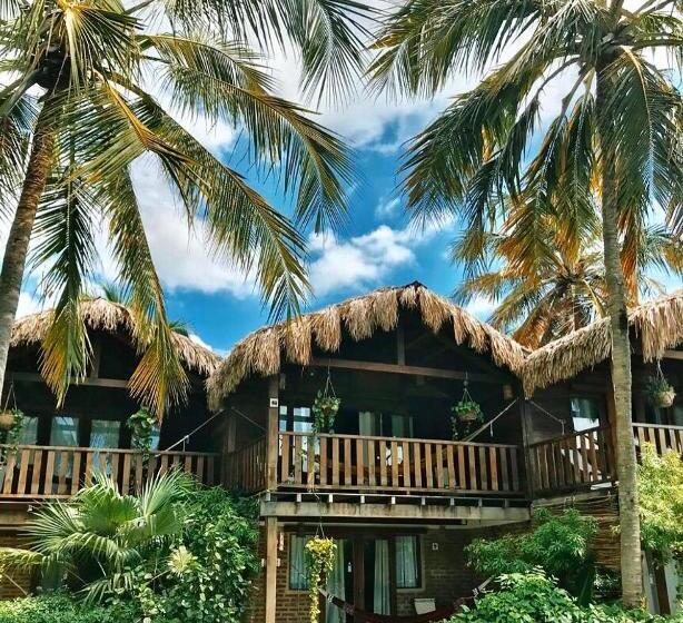 جناح, Pousada Pais Tropical