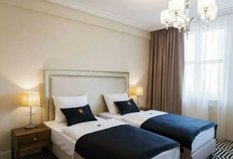 اتاق سوپریور, Royal & Spa